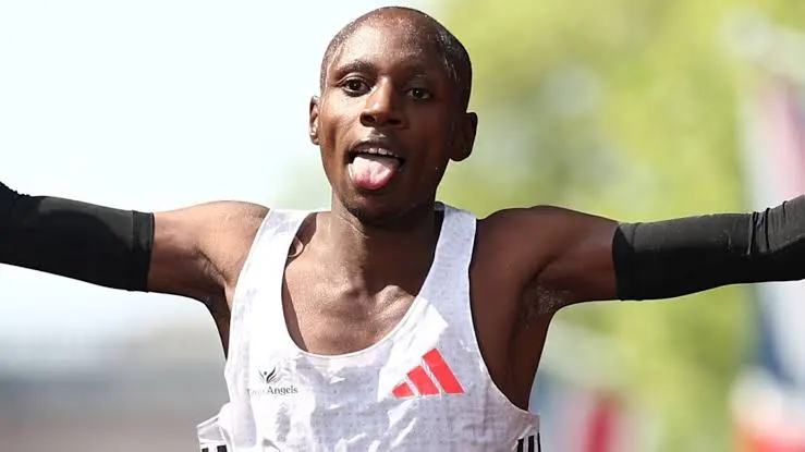 Sebastian Sawe: a performance recordista não vem apenas do pão com mel, mas de anos de adaptação metabólica e treino intestinal.